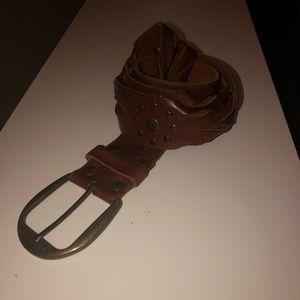 Hollister 100% leather twisted belt